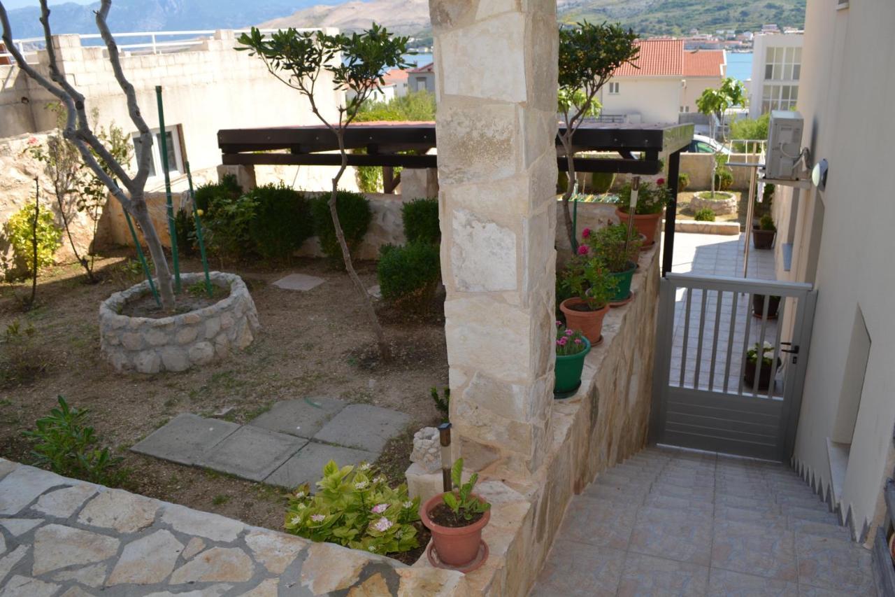 Apartment Lora Pag Town Exteriér fotografie
